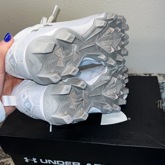 Under Armour kids Spotlight Franchise RM football cleats - Picture 3 of 5